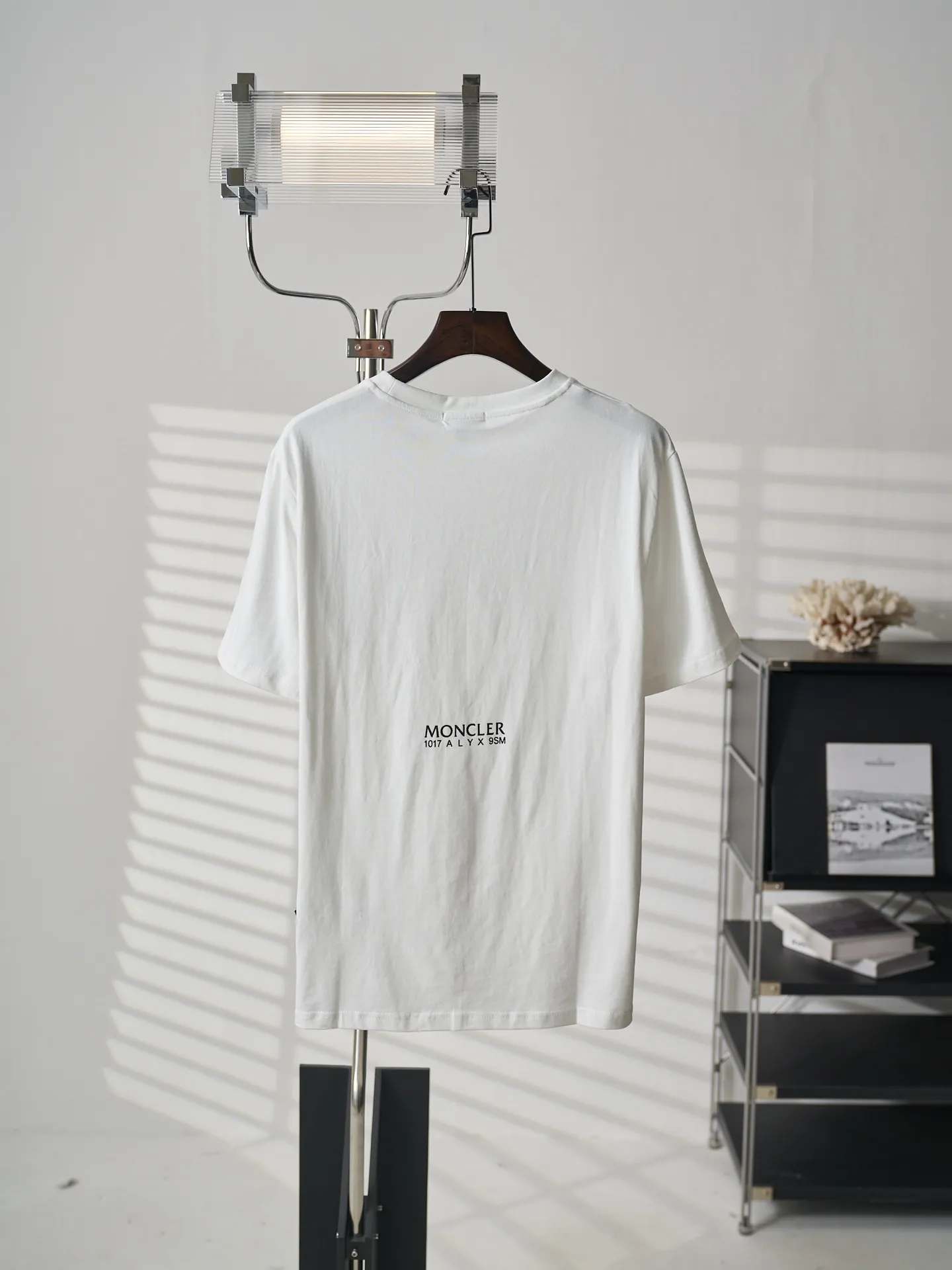 MONCLER/ T 【In Stock】S M L XL 16 。 1*1 。 1：1 。 T ， ， Moncler 。Classic ， 。